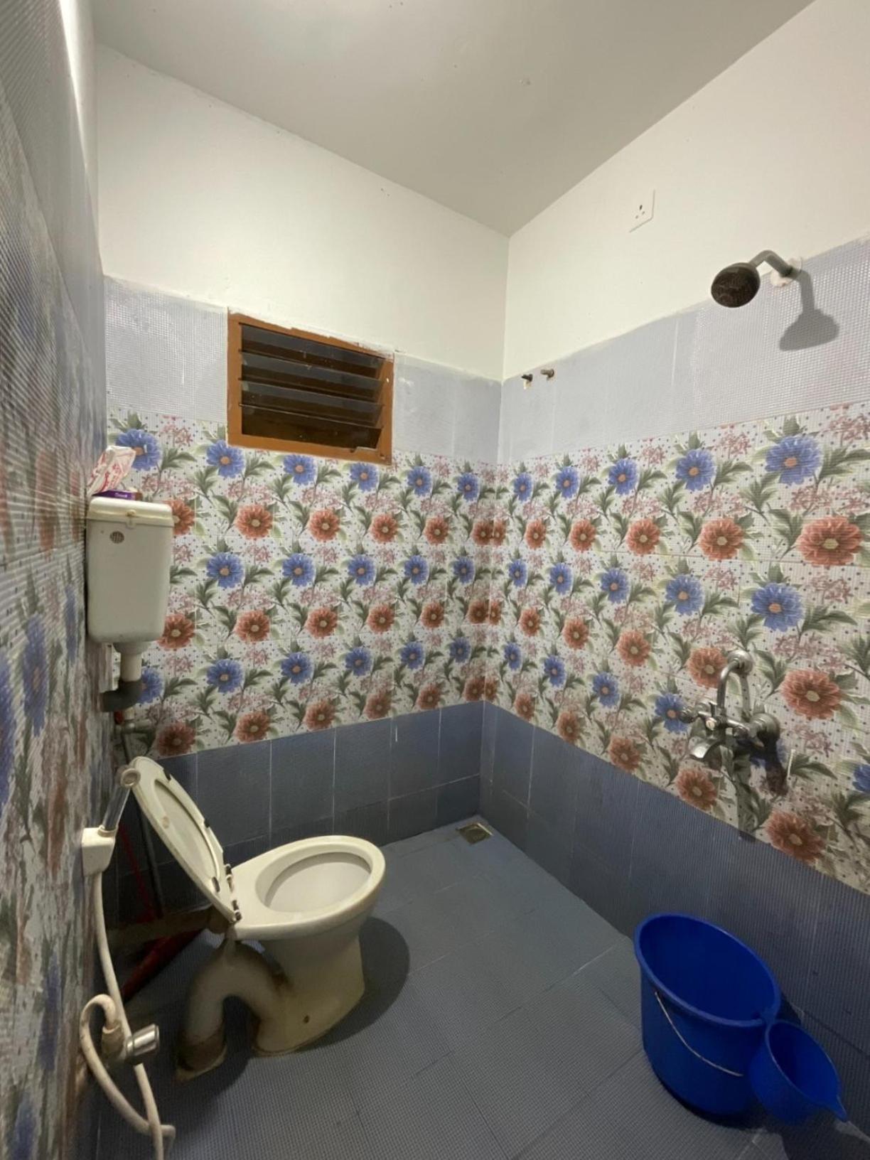 Hotel Travellers Crib Auroville Exterior foto