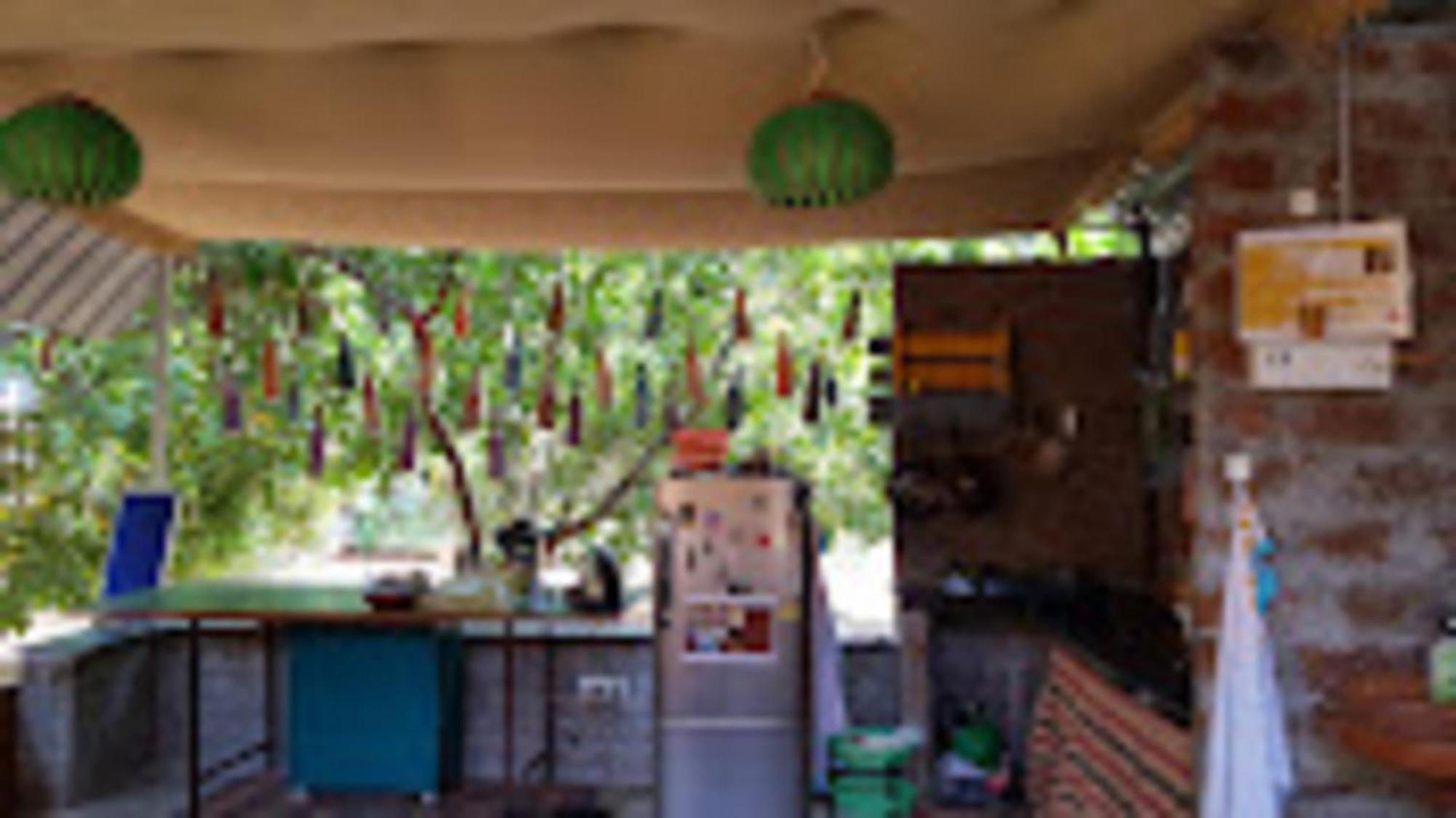Hotel Travellers Crib Auroville Exterior foto