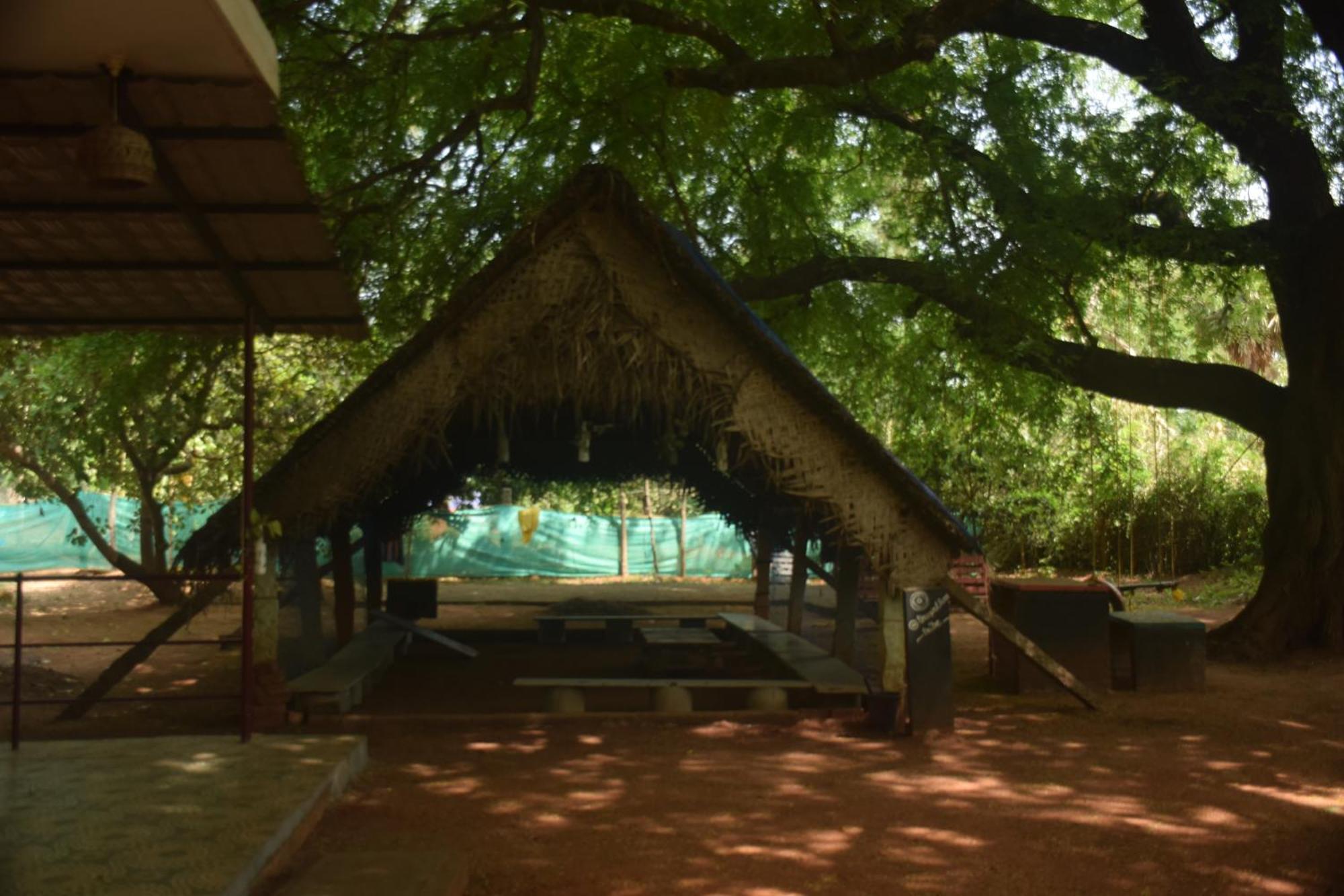 Hotel Travellers Crib Auroville Exterior foto